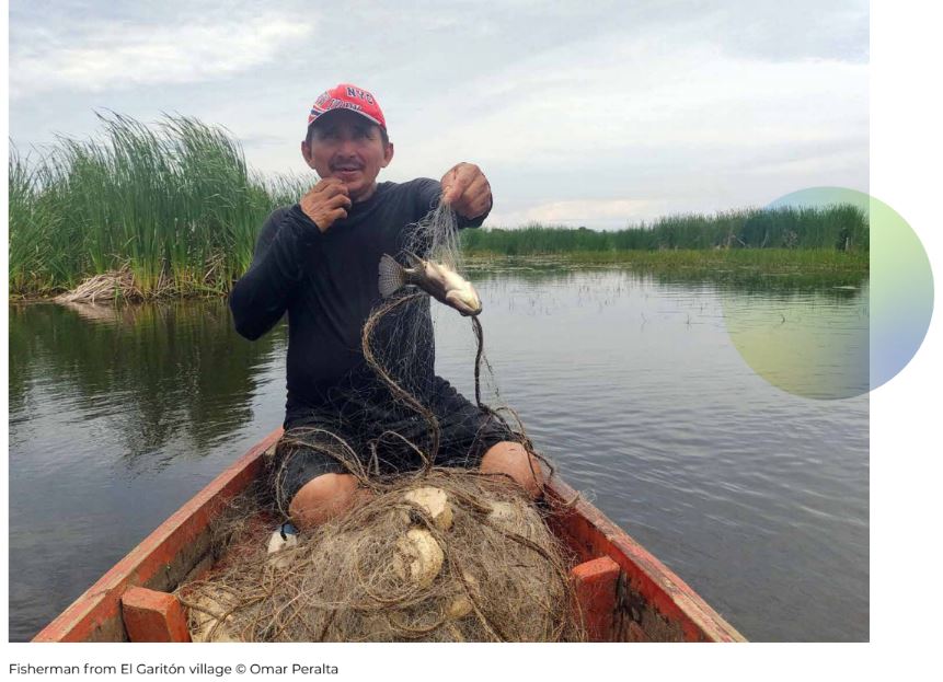 fisherman from el gariton.JPG