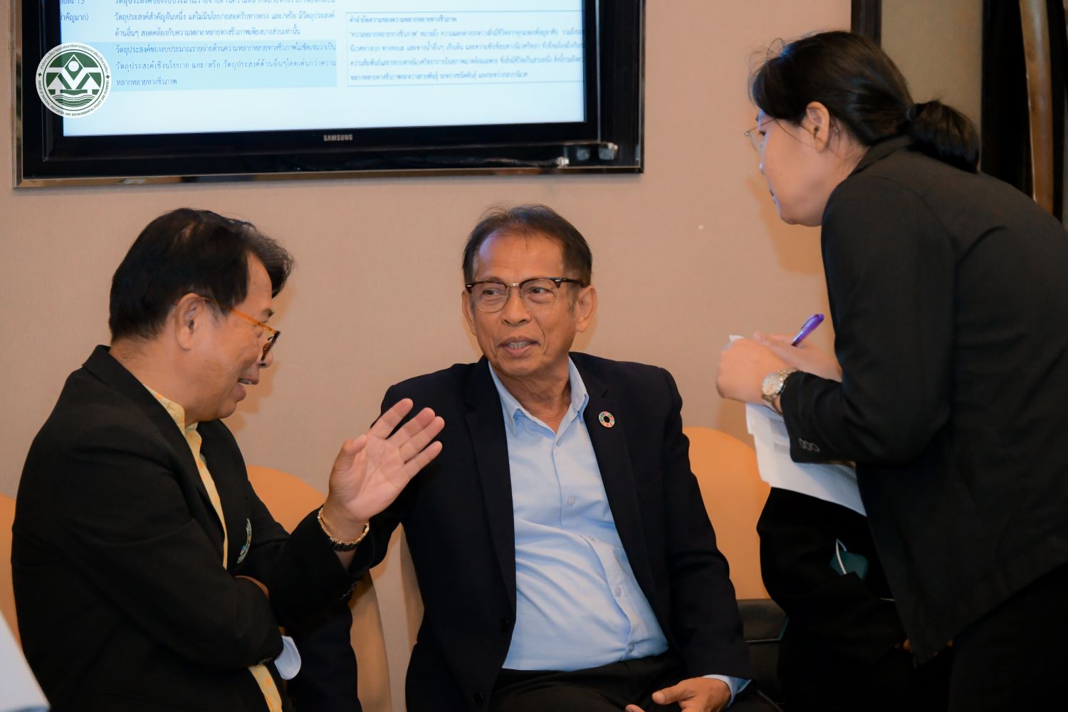 Thailand Globe Taxonomy workshop (5).jpg